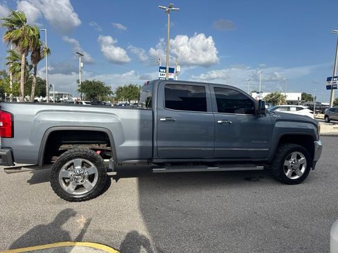 Used 2016 GMC Sierra 2500 SLT w/ Driver Alert Package AWD/4WD image 5