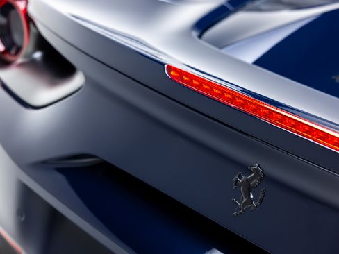 Used 2018 Ferrari 488 Spider RWD image 19
