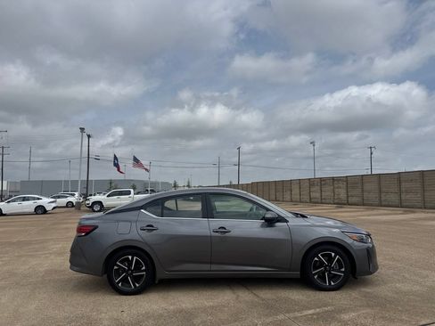 Certified 2024 Nissan Sentra SV FWD image 24