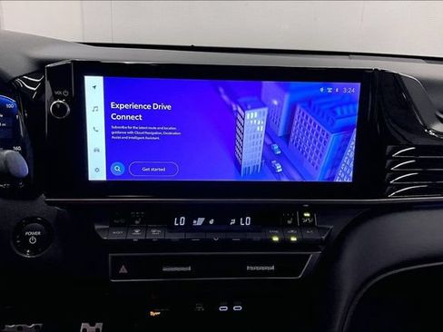 Used 2025 Toyota Camry XSE FWD image 31