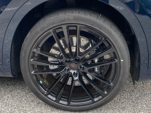 New 2024 Maserati Levante Trofeo image 12