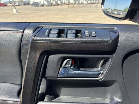 Used 2024 Toyota 4Runner TRD Off-Road Premium w/ Moonroof Package AWD/4WD image 23