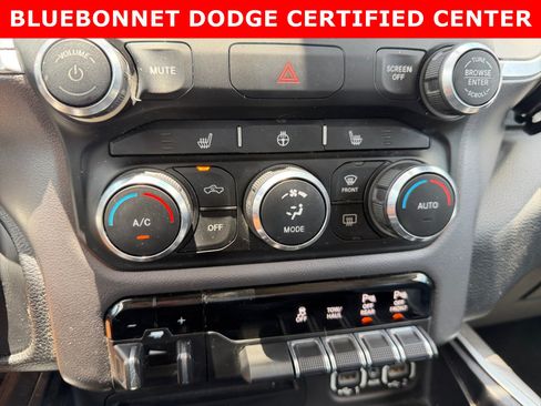 Used 2019 RAM 1500 Big Horn AWD/4WD image 17