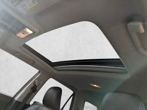 Used 2016 Toyota 4Runner Limited image 18