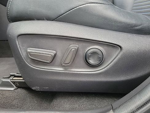 Used 2020 Toyota RAV4 XSE AWD/4WD image 18