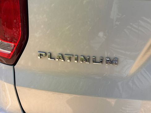 Used 2016 Ford Explorer Platinum AWD/4WD image 9