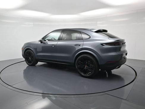 New 2026 Porsche Cayenne Coupe AWD/4WD image 3