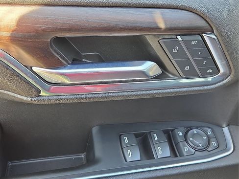 Certified 2023 GMC Sierra 1500 SLT w/ SLT Premium Package image 13