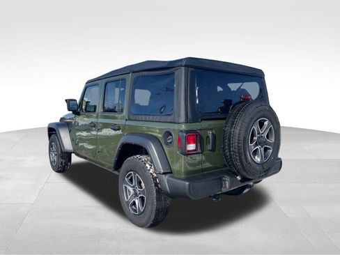 Used 2021 Jeep Wrangler Unlimited Sport S image 3