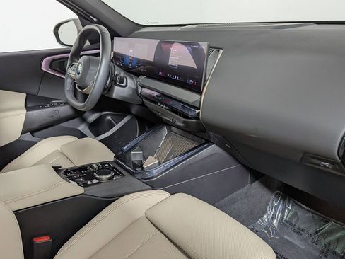 Used 2025 BMW X3 xDrive30i w/ Convenience Package image 28