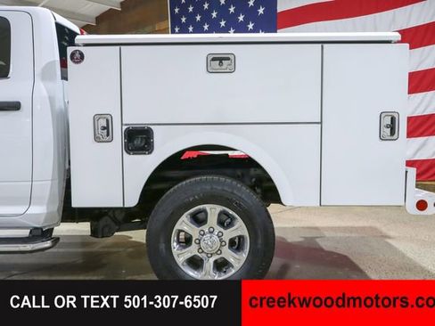 Used 2024 RAM 2500 Big Horn AWD/4WD image 36