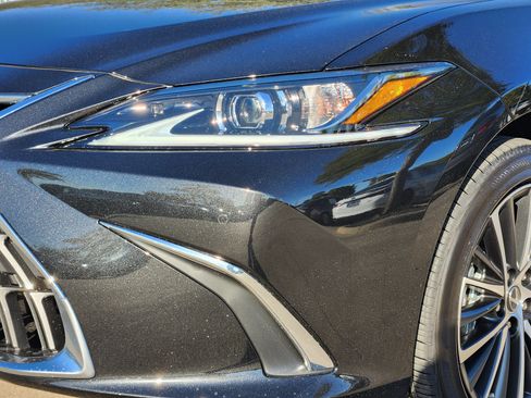 New 2025 Lexus ES 350 w/ Premium Package image 5