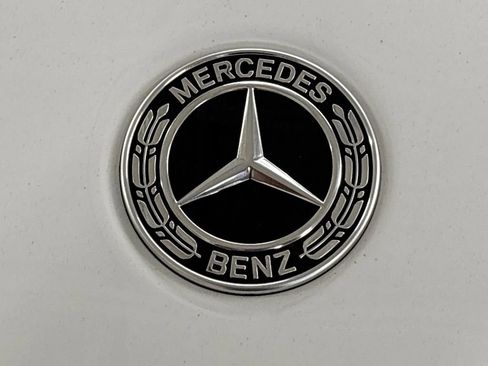 Used 2025 Mercedes-Benz GLB 250 image 25
