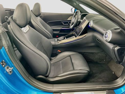 Certified 2025 Mercedes-Benz SL 55 AMG 4MATIC image 18