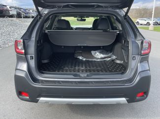 Certified 2025 Subaru Outback Limited AWD/4WD video 5