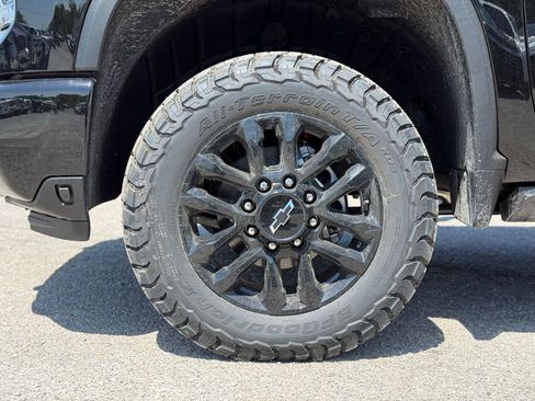 New 2026 Chevrolet Silverado 2500 High Country w/ Midnight Edition AWD/4WD image 6