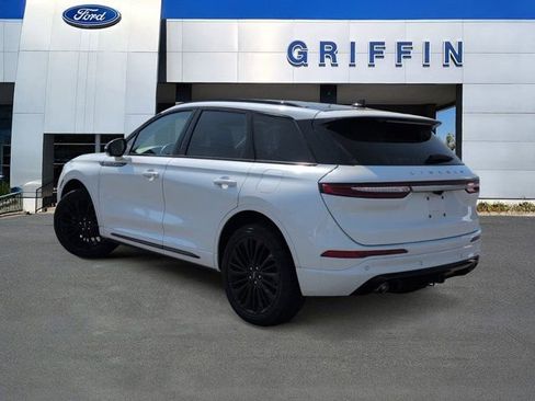 Used 2023 Lincoln Corsair Reserve w/ Equipment Group 201A AWD/4WD image 9