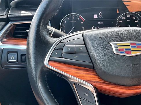 Certified 2023 Cadillac XT5 Premium Luxury AWD/4WD image 11