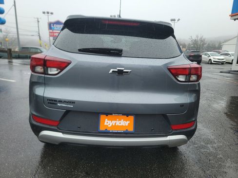 Used 2022 Chevrolet TrailBlazer LT w/ Sun and Liftgate Package AWD/4WD image 5