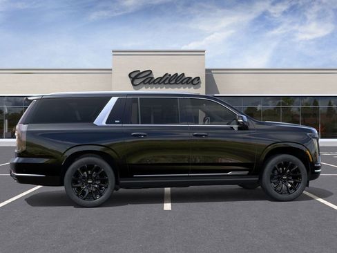 New 2026 Cadillac Escalade ESV Luxury w/ LPO, Floor Liner Package AWD/4WD image 5