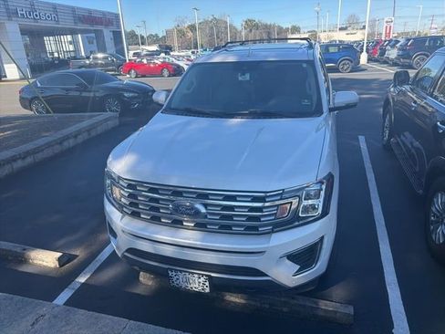 Used 2018 Ford Expedition Limited w/ Equipment Group 301A image 2