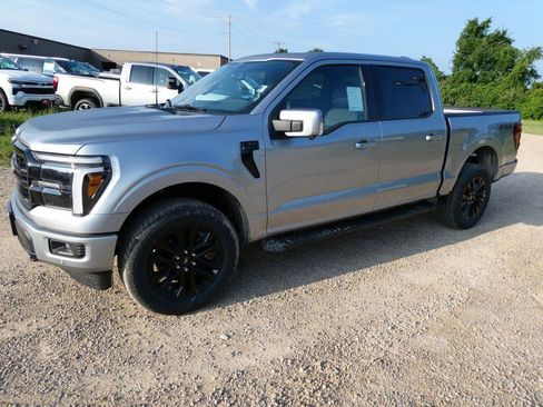 New 2026 Ford F150 Lariat w/ Equipment Group 501A Mid AWD/4WD image 9