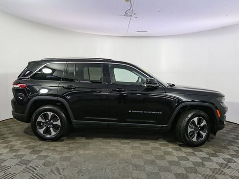 Used 2022 Jeep Grand Cherokee Limited 4xe w/ Luxury Tech Group II image 14