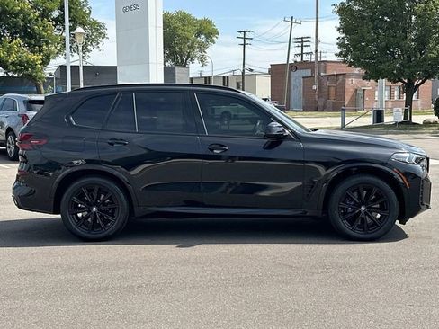 Used 2024 BMW X5 xDrive40i w/ M Sport Package AWD/4WD image 49