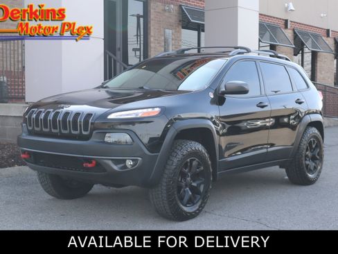 Used 2017 Jeep Cherokee Trailhawk w/ Trailer Tow Group image 1