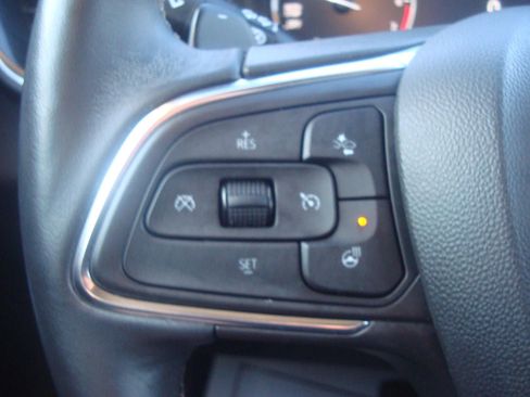 Used 2023 Buick Envision Preferred image 15