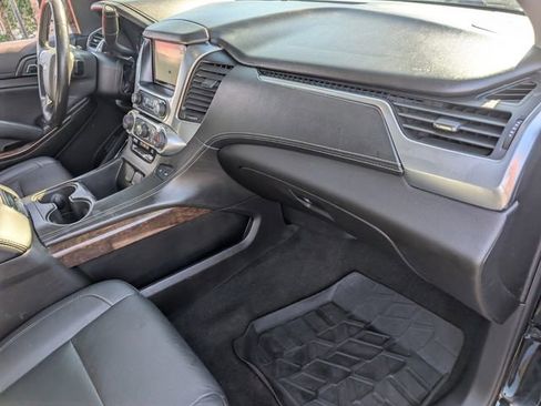 Used 2018 Chevrolet Tahoe LT image 18