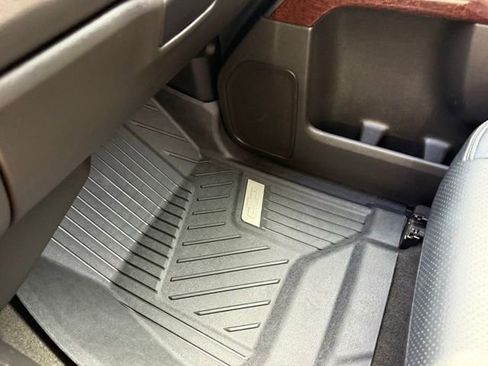 Used 2018 GMC Sierra 1500 SLE w/ SLE Preferred Package RWD image 43