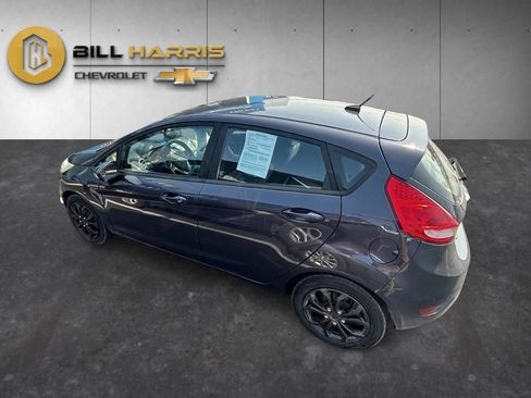 Used 2013 Ford Fiesta SE FWD image 8