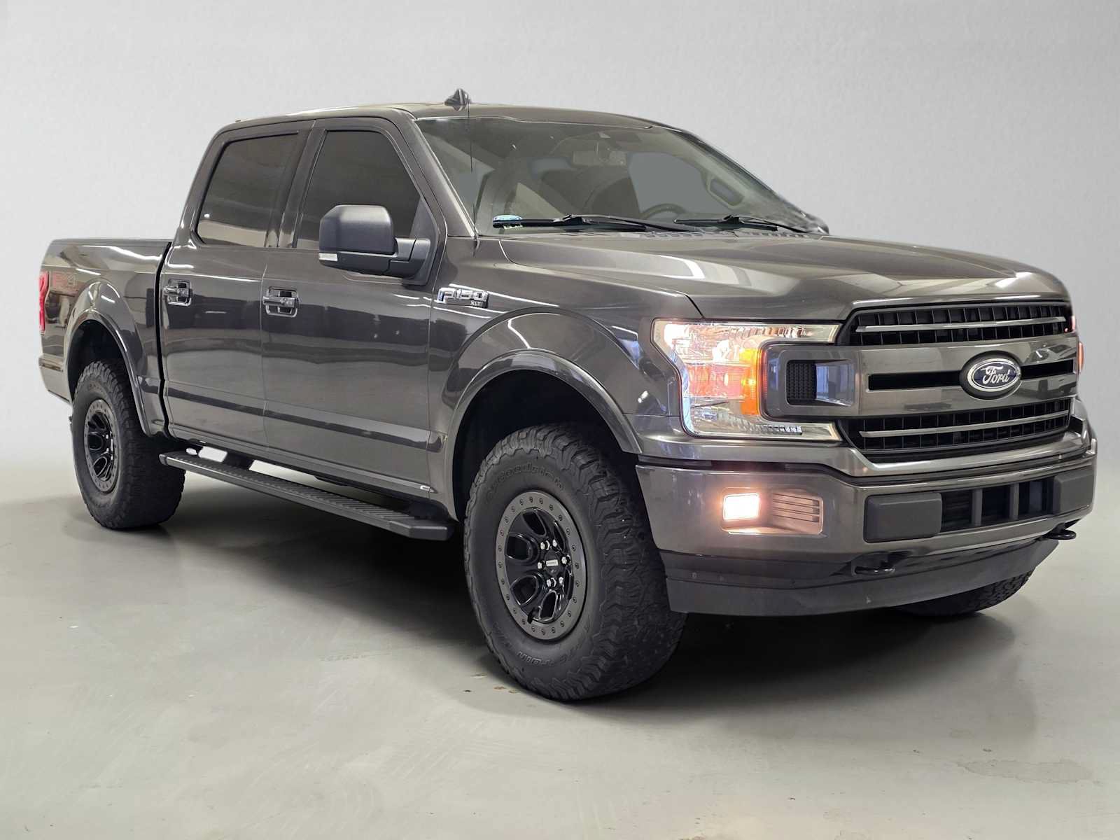 Used 2019 Ford F150 XLT w/ Equipment Group 302A Luxury AWD/4WD image 7
