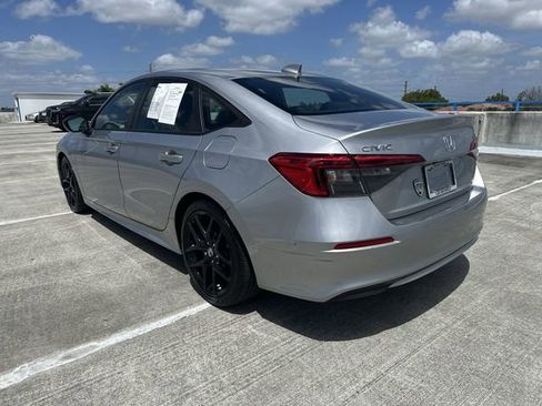 Used 2023 Honda Civic Sport image 16