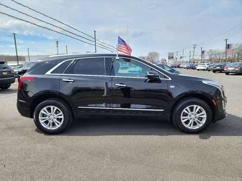 Used 2022 Cadillac XT5 Luxury w/ LPO, Floor Liner Package FWD image 8