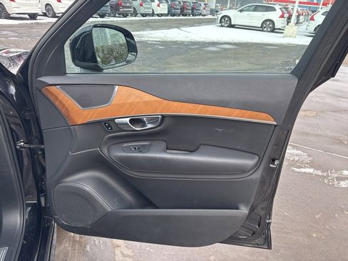 Certified 2023 Volvo XC90 B6 Core w/ Climate Package image 34
