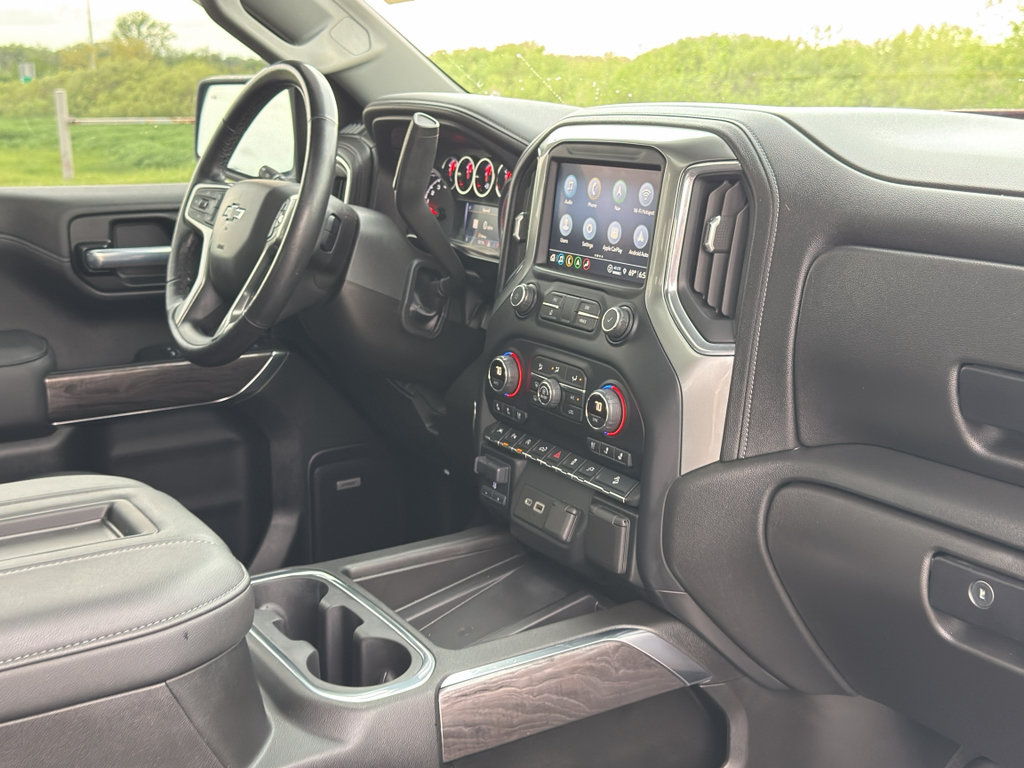 Used 2021 Chevrolet Silverado 1500 LTZ w/ LTZ Premium Package AWD/4WD image 31