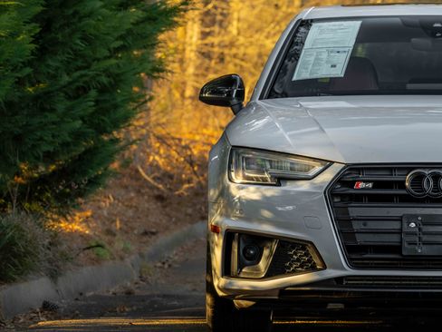 Used 2019 Audi S4 Premium Plus w/ Premium Plus Package image 37