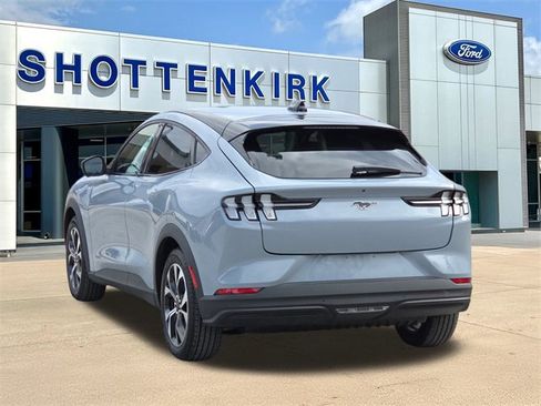 Used 2025 Ford Mustang Mach-E Select w/ Comfort Package Lite image 6