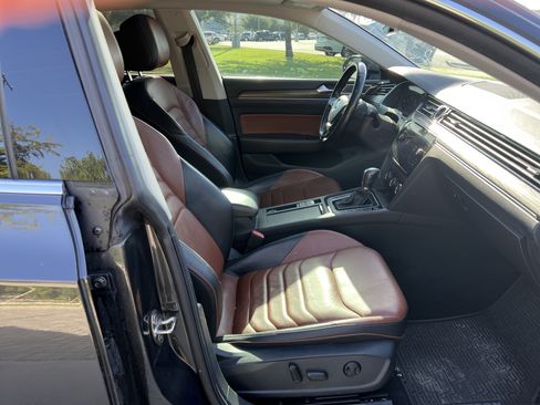 Used 2019 Volkswagen Arteon SEL FWD image 28