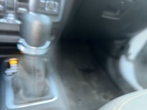 Used 2024 Jeep Wrangler Sahara image 13