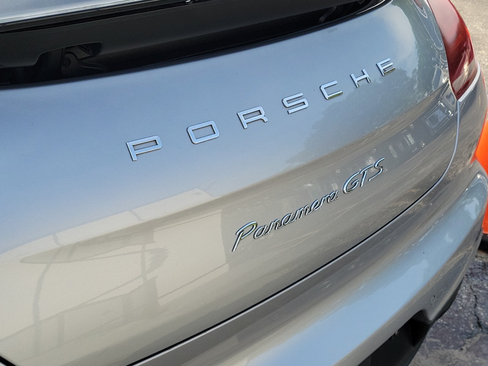 Used 2016 Porsche Panamera GTS AWD/4WD image 5