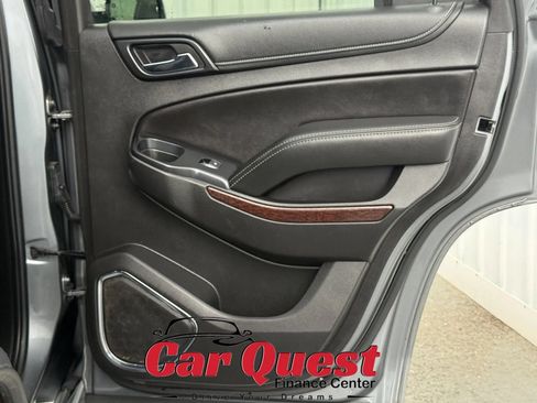 Used 2018 GMC Yukon SLT w/ Premium Edition AWD/4WD image 21