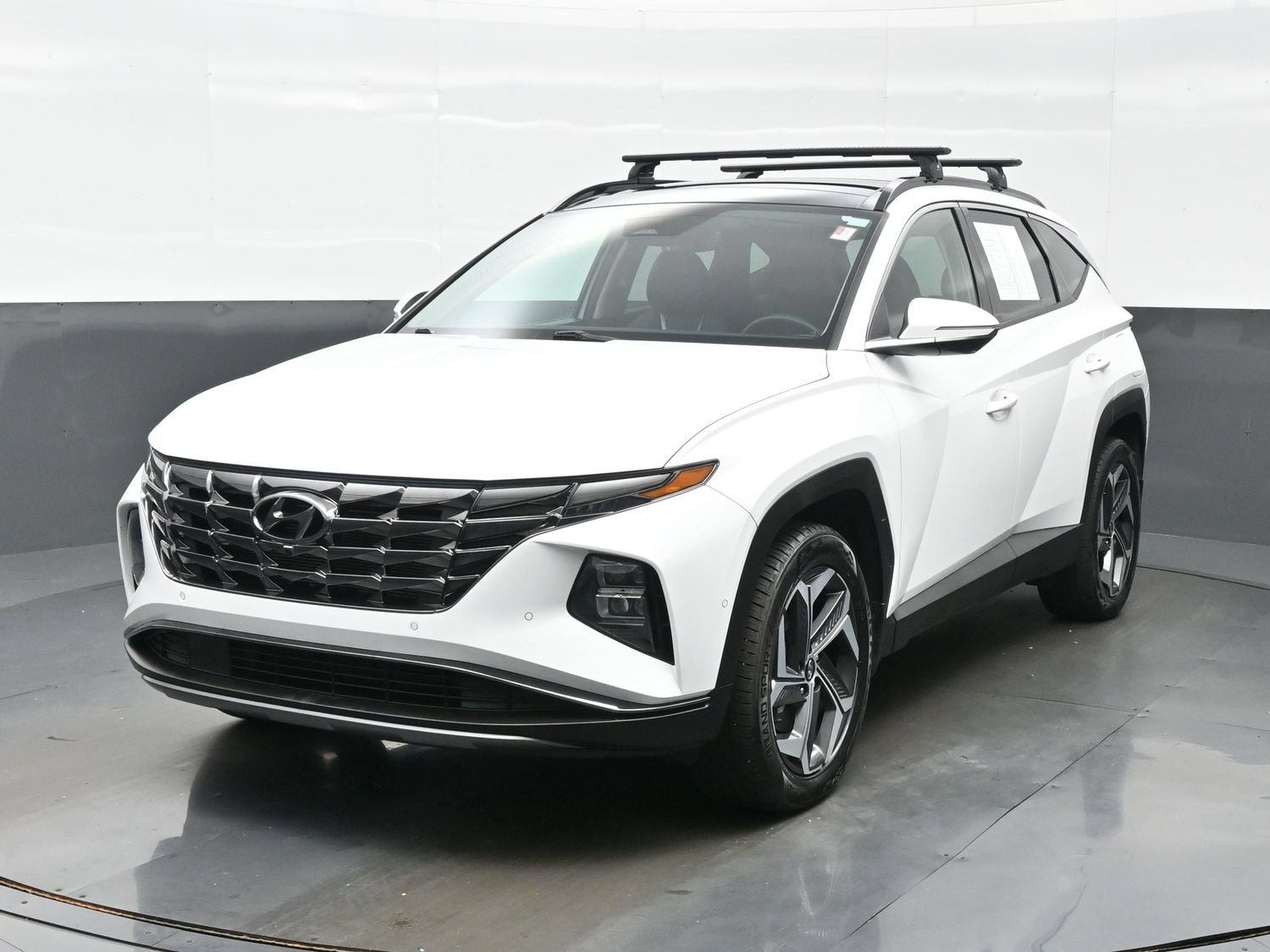 Certified 2024 Hyundai Tucson Limited AWD/4WD image 1