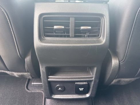 Used 2024 Ford Edge SEL w/ Convenience Package AWD/4WD image 11