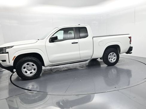 Used 2024 Nissan Frontier S AWD/4WD image 4
