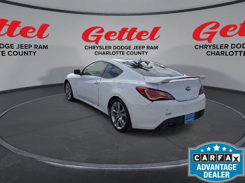 Used 2014 Hyundai Genesis 3.8 image 7