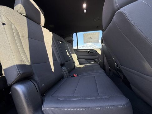 New 2026 Chevrolet Suburban LS image 27