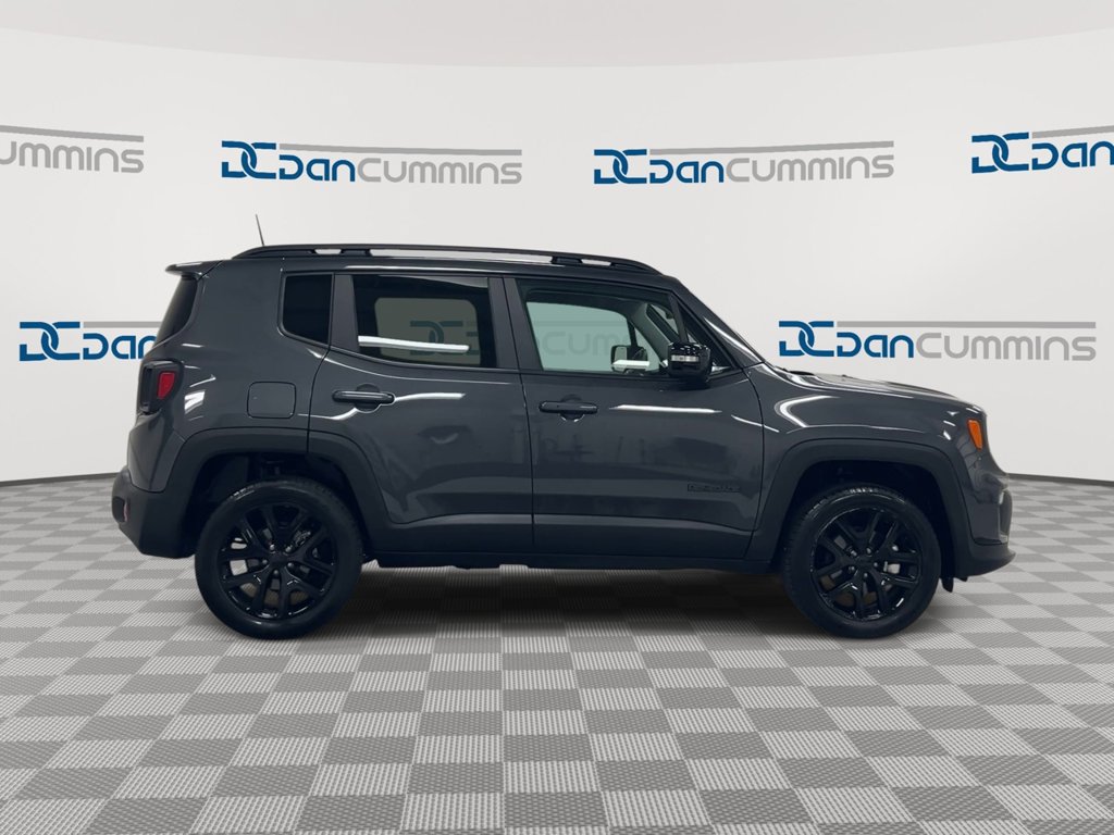 Used 2023 Jeep Renegade Altitude AWD/4WD image 9